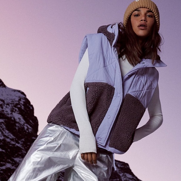 FP Movement ADVENTURE AWAITS VEST. LILAC. Size XSmall - Picture 1 of 4